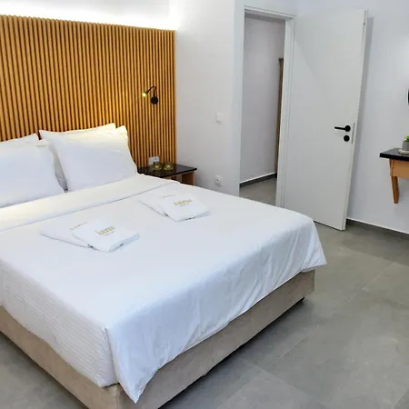 Aikaterini Lever Du Soleil Apart, * Koskinou (Rhodes)