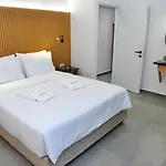 Aikaterini Lever Du Soleil Apart, * Koskinou (Rhodes)