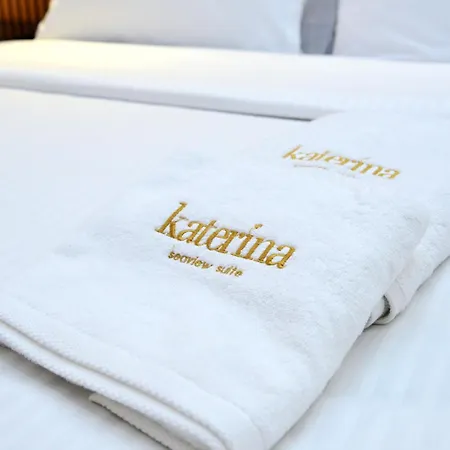 Aikaterini Lever Du Soleil Apart, Κοσκινού