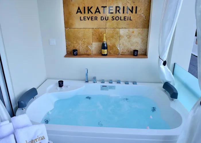 Διαμέρισμα Aikaterini Lever Du Soleil Apart, *